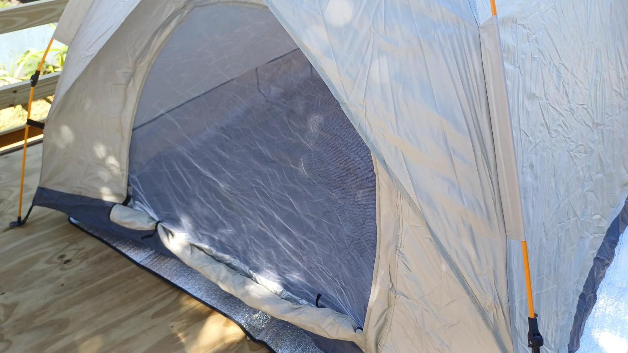 Rooster Run Glamping Camping Has Rooftop And Off The Ground Glamping Experience For 1 To 16 In A Single Tent And Views Of The Rain Forrest And To Culebra Across The Atlantic Ocean W Tents, Linens, Deluxe Air Beds, Warm Shower And More At A Great Pric Vieques Dış mekan fotoğraf
